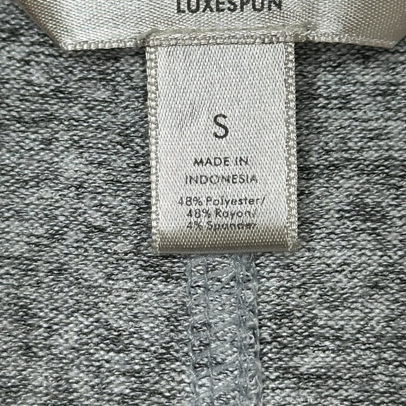 Banana Republic Luxespun Boxy V Neck Long Sleeve Top Size Small - Picture 7 of 11